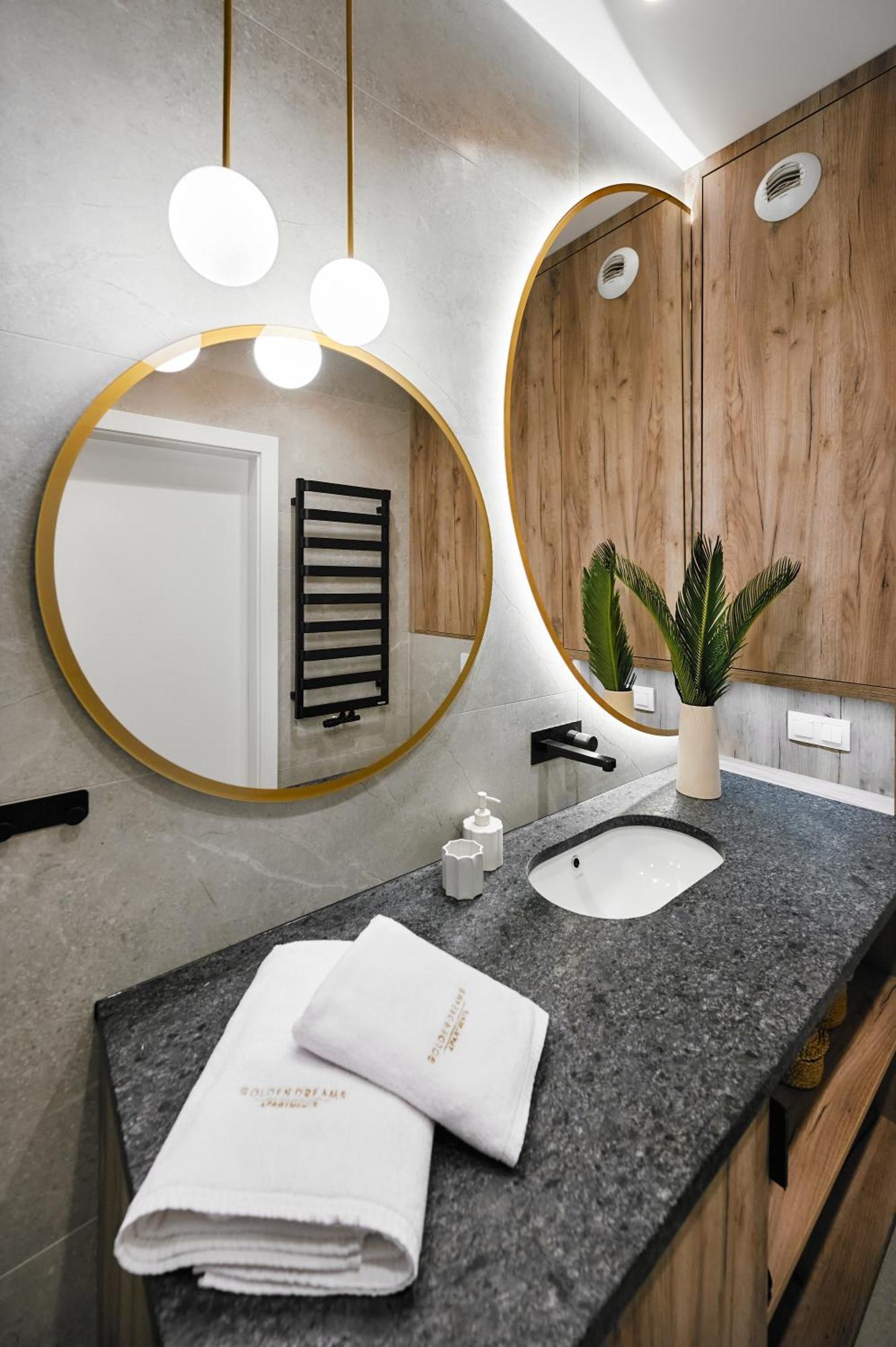 Golden Dreams Luxury Apartments 21 Краків Екстер'єр фото